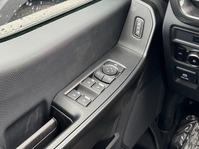 2025 Ford F-150 STX w/20" Gloss Black Wheels