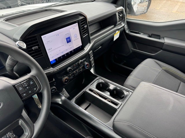 2025 Ford F-150 STX w/20" Gloss Black Wheels