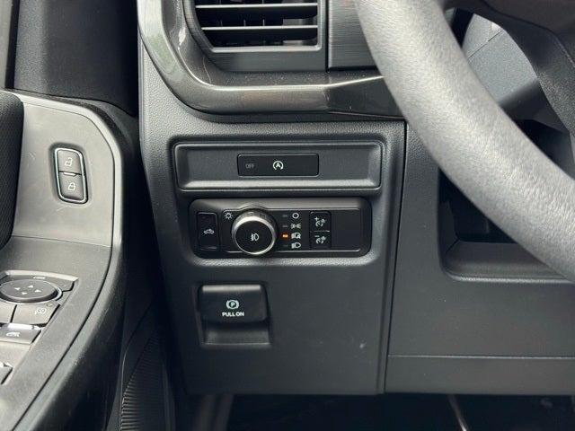 2025 Ford F-150 STX w/20" Gloss Black Wheels