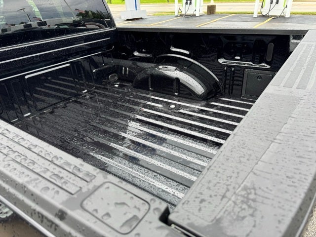 2025 Ford F-150 STX w/20" Gloss Black Wheels