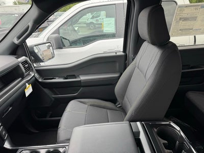 2025 Ford F-150 STX w/20" Gloss Black Wheels