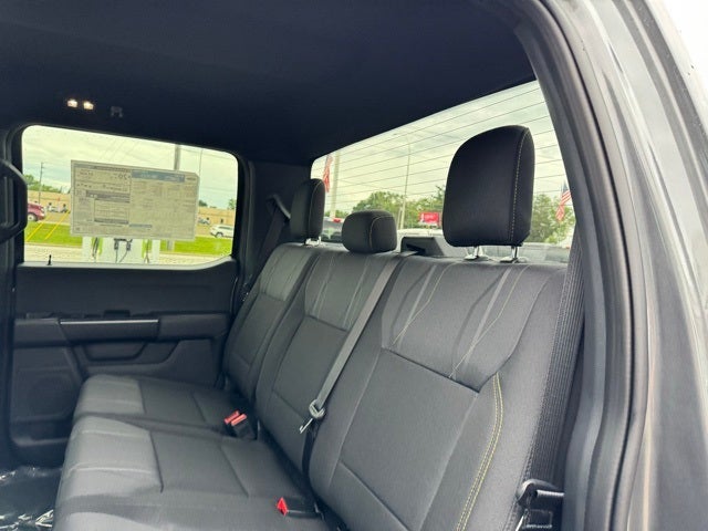 2025 Ford F-150 STX w/20" Gloss Black Wheels