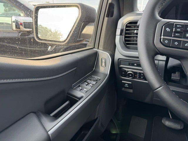 2025 Ford F-150 XLT w/ Blue Cruise