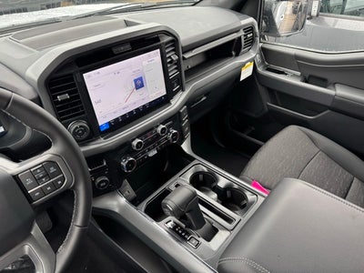 2025 Ford F-150 XLT w/Tailgate Step + 1 Year Bluecruise