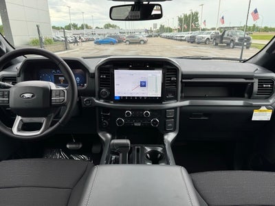 2025 Ford F-150 XLT w/Tailgate Step + 1 Year Bluecruise