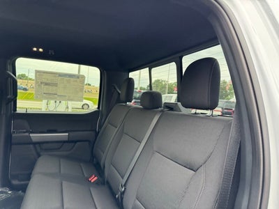 2025 Ford F-150 XLT w/Tailgate Step + 1 Year Bluecruise