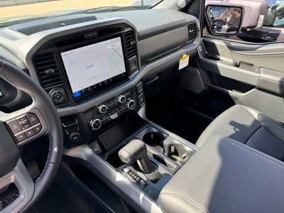 2025 Ford F-150 XLT w/Twin Panel Moonroof + Tailgate Step