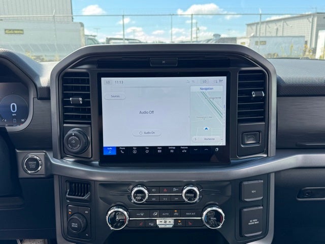 2025 Ford F-150 XLT w/Twin Panel Moonroof + Tailgate Step