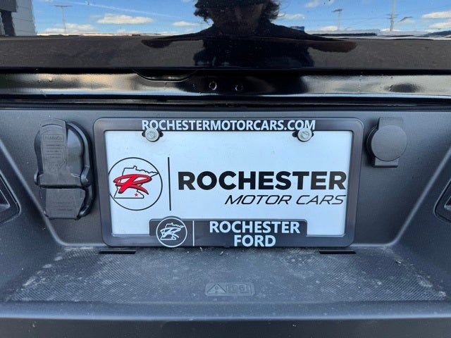 2025 Ford F-150 XLT w/Twin Panel Moonroof + Tailgate Step