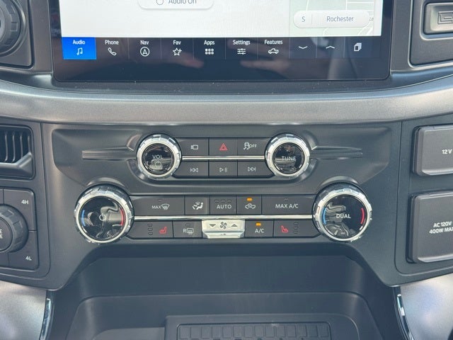 2025 Ford F-150 XLT w/Twin Panel Moonroof + Tailgate Step