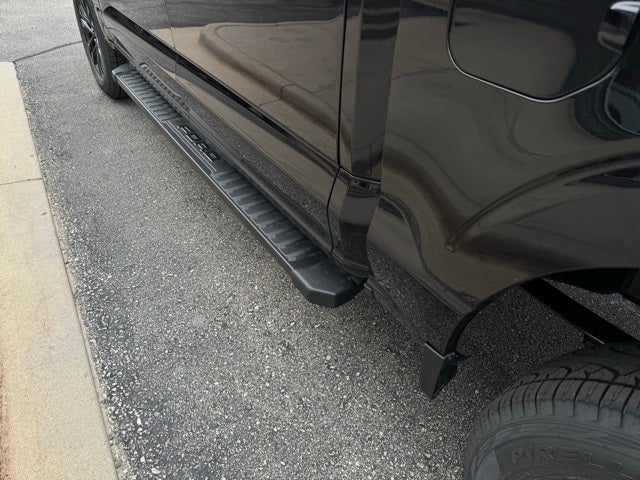 2025 Ford F-150 XLT w/ Black Appearance Package Plus