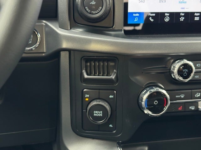 2025 Ford F-150 XLT w/ Black Appearance Package Plus