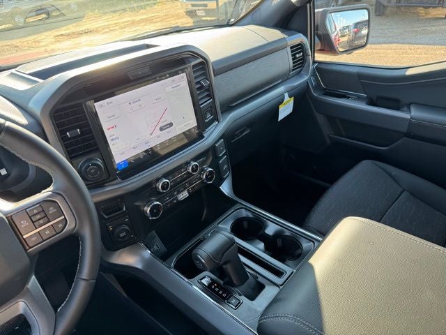 2025 Ford F-150 XLT w/1 Year Blue Cruise