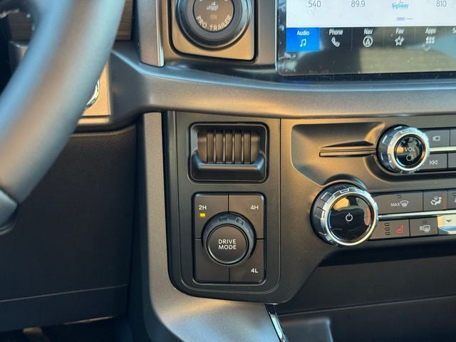 2025 Ford F-150 XLT w/1 Year Blue Cruise