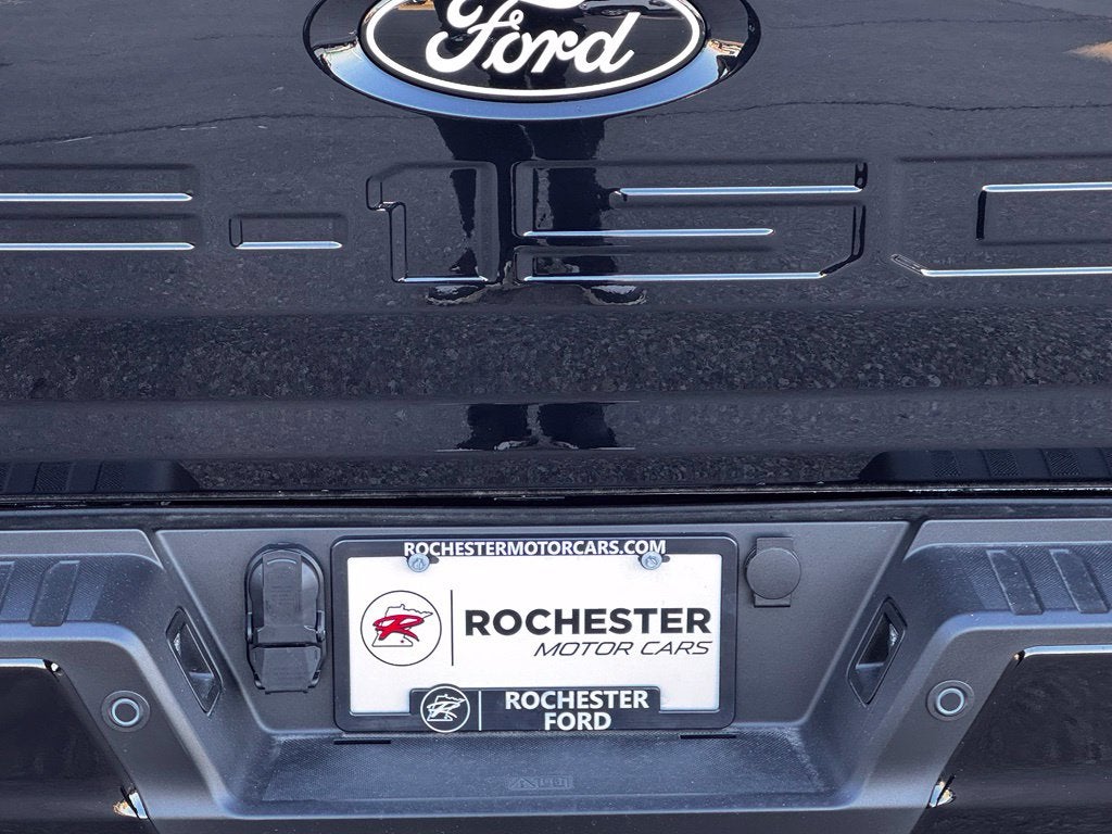 2026 Ford F-150 XLT w/ Black Appearance Plus