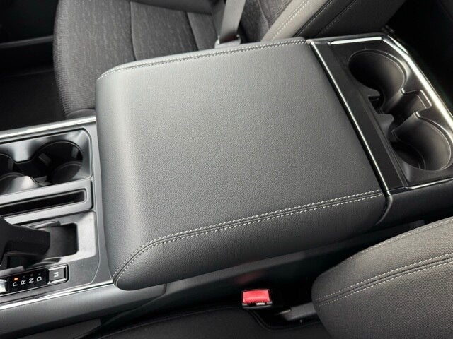 2025 Ford F-150 XLT w/ Black Appearance Package