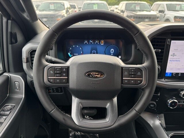 2025 Ford F-150 XLT w/ Black Appearance Package