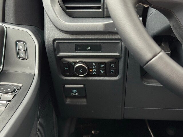 2025 Ford F-150 XLT w/ Black Appearance Package