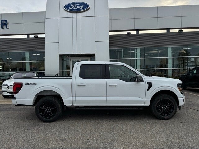 2025 Ford F-150 XLT w/ Black Appearance Package