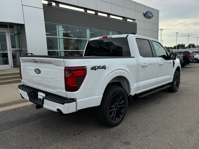 2025 Ford F-150 XLT w/ Black Appearance Package