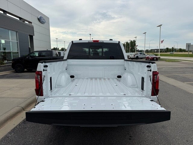2025 Ford F-150 XLT w/ Black Appearance Package