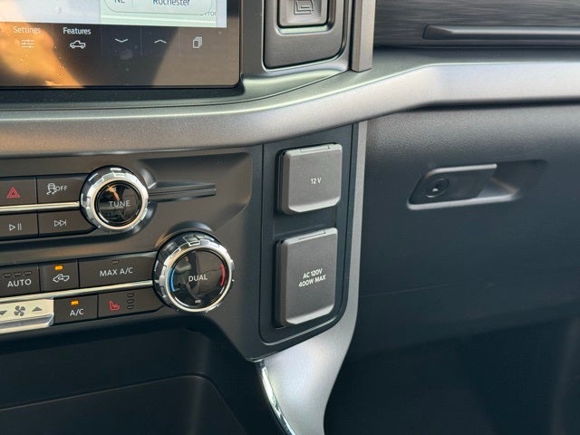 2025 Ford F-150 XLT w/ Blk Appearance Pkg