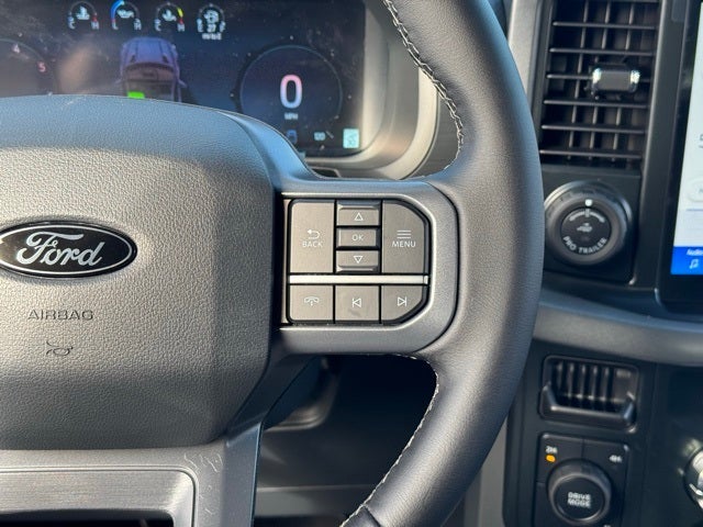 2025 Ford F-150 XLT w/ Black Appearance Package