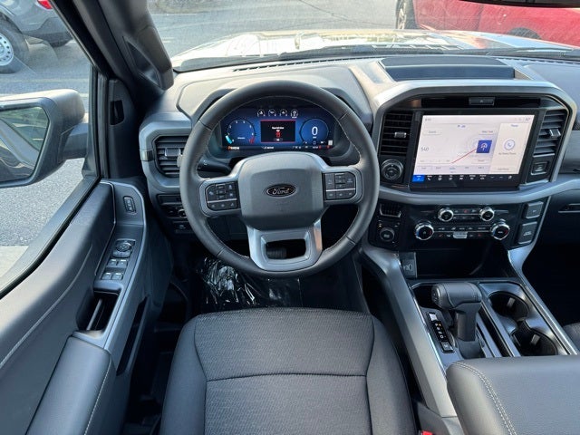 2025 Ford F-150 XLT w/ Black Appearance Package