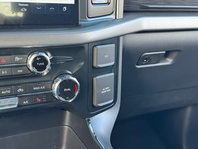 2025 Ford F-150 XLT w/ Black Appearance Package