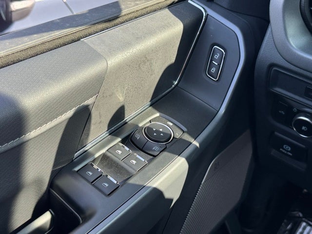 2025 Ford F-150 XLT w/Twin Panel Moonroof + Tailgate Step