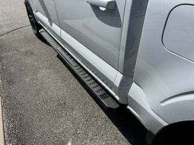 2025 Ford F-150 XLT w/Twin Panel Moonroof + Tailgate Step