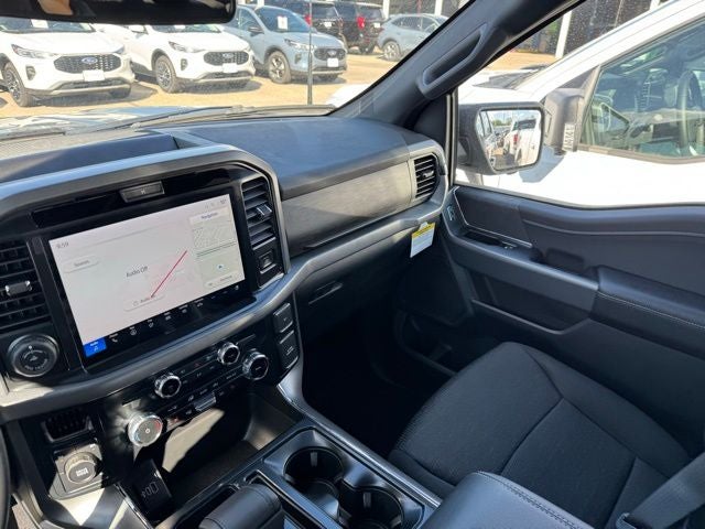 2025 Ford F-150 XLT w/ Black Appearance Package