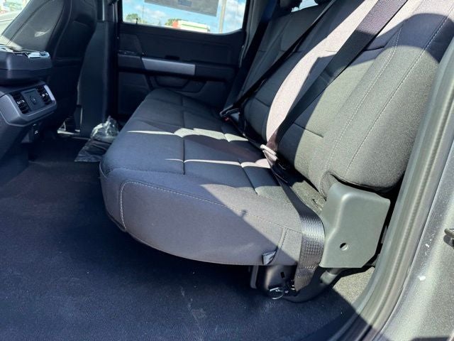 2025 Ford F-150 XLT w/ Black Appearance Package