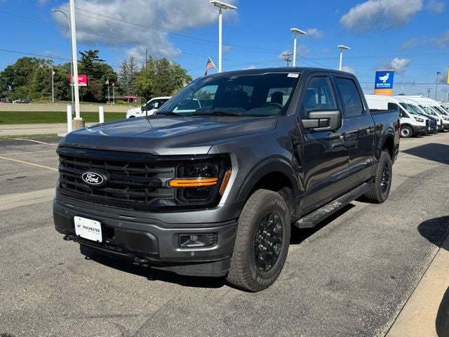 2025 Ford F-150 XLT w/ Black Appearance Package