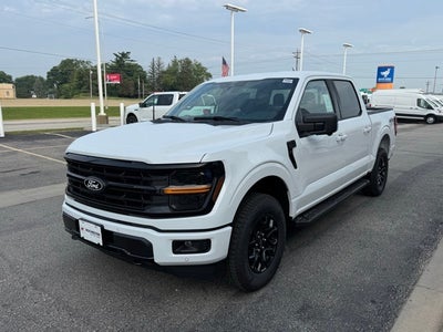 2025 Ford F-150 XLT w/ Black Appearance Package