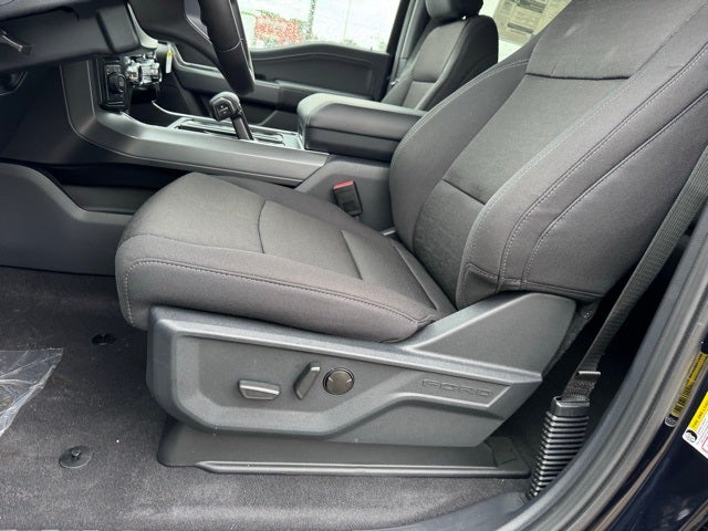 2025 Ford F-150 XLT w/Blue Cruise