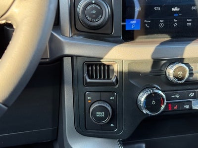 2025 Ford F-150 XLT w/Dual Exhaust + Blue Cruise