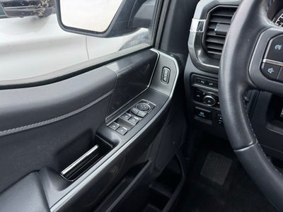 2022 Ford F-150 XLT w/ Power Slide Rear Window + Trailer Tow Package