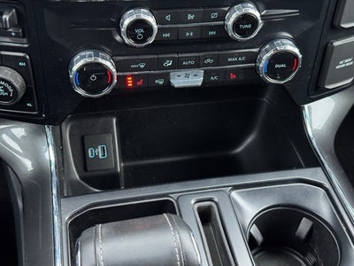 2022 Ford F-150 XLT w/ Power Slide Rear Window + Trailer Tow Package