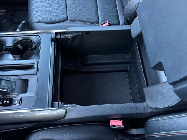 2023 Ford F-150 Lariat w/ Heated Steering Wheel + Max Tow / 157" Wheelbas