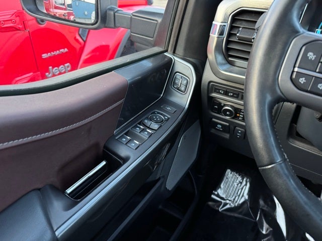 2023 Ford F-150 Lariat w/ Heated Steering Wheel + Max Tow / 157" Wheelbas