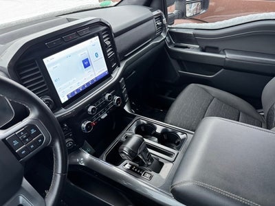 2023 Ford F-150 XLT w/ Twin Panel Moonroof + Max Tow / 157" Wheelbase