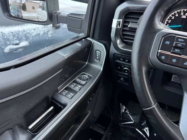 2023 Ford F-150 XLT w/ Twin Panel Moonroof + Max Tow / 157" Wheelbase