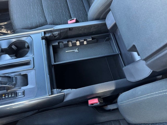 2022 Ford F-150 XLT w/ Intelligent Access + Trailer Tow Package