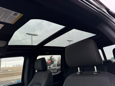 2023 Ford F-150 XLT w/ Twin Panel Moonroof + Trailer Tow Package