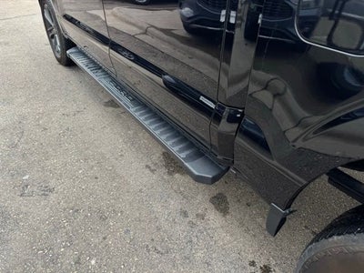 2023 Ford F-150 XLT w/ Twin Panel Moonroof + Trailer Tow Package