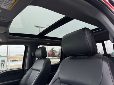 2023 Ford F-150 Lariat w/ Twin Panel Moonroof + 360 Camera