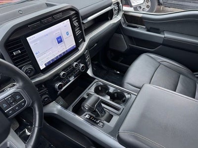 2023 Ford F-150 Lariat w/ Twin Panel Moonroof + 360 Camera