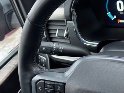 2023 Ford F-150 Lariat w/ Twin Panel Moonroof + 360 Camera