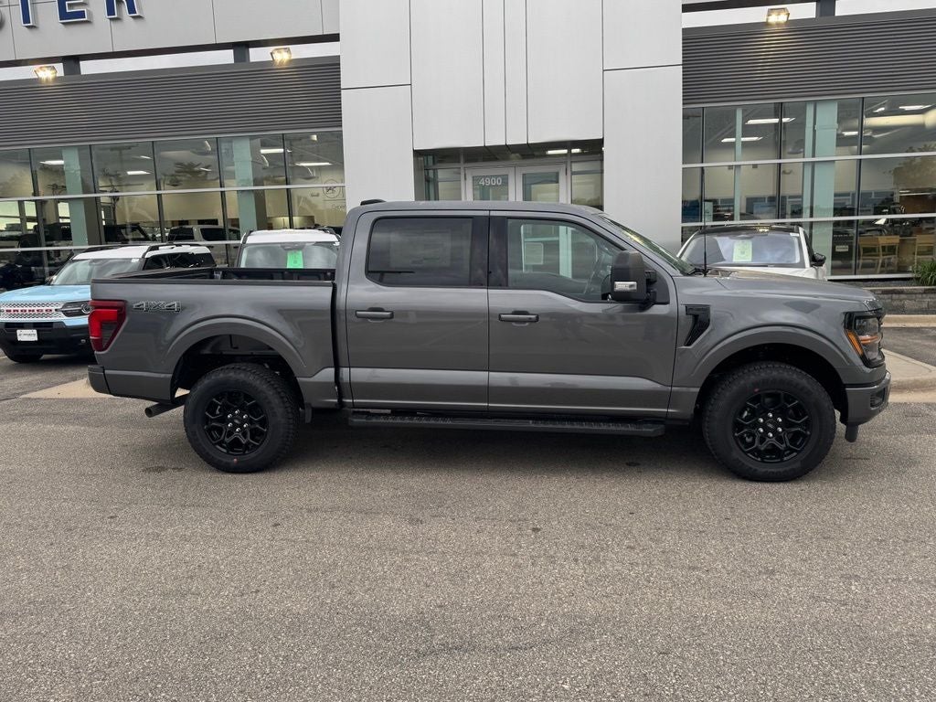 2026 Ford F-150 XLT w/Tailgate Step + Blue Cruise
